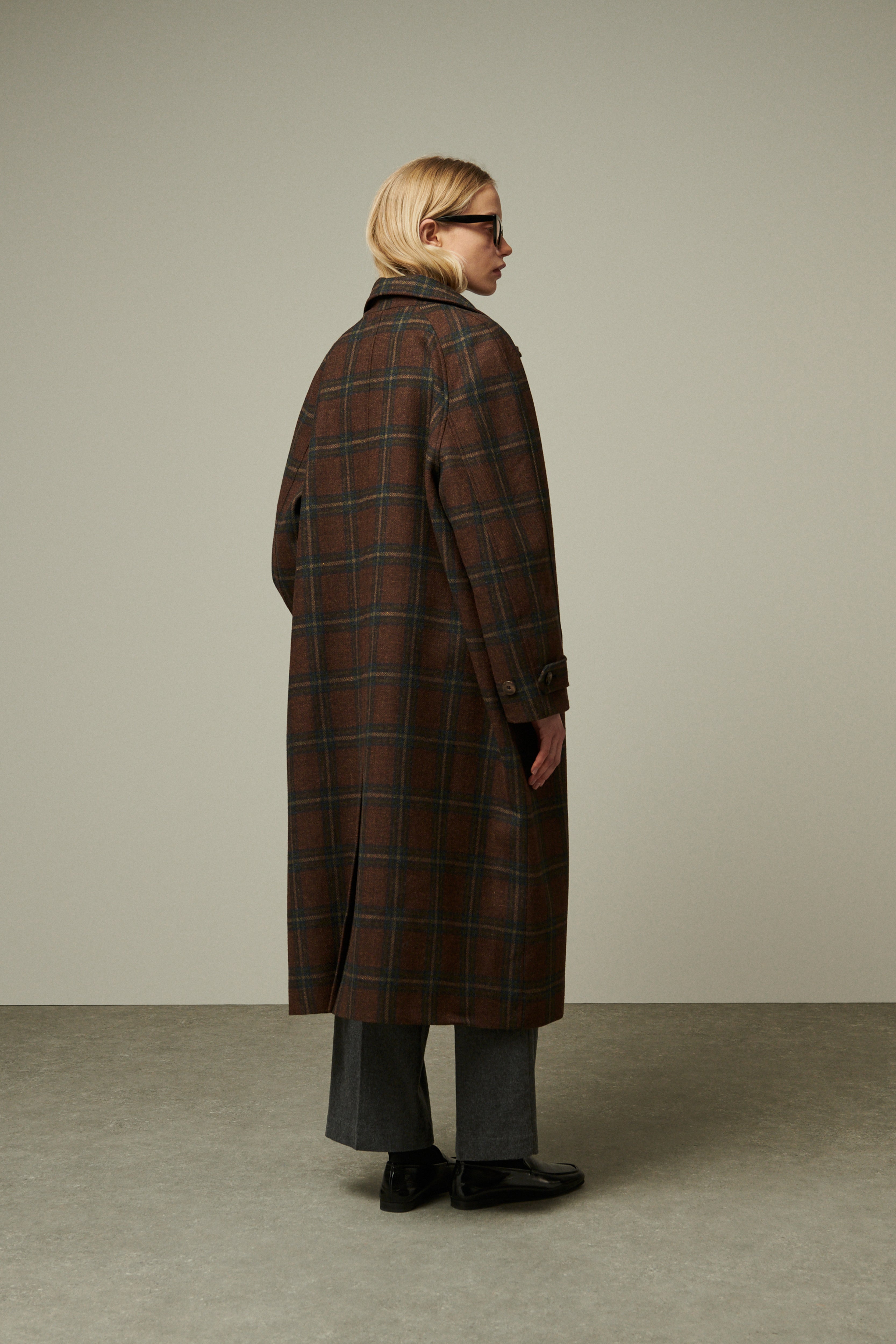 MANTEAU AVEDON A CARREAUX